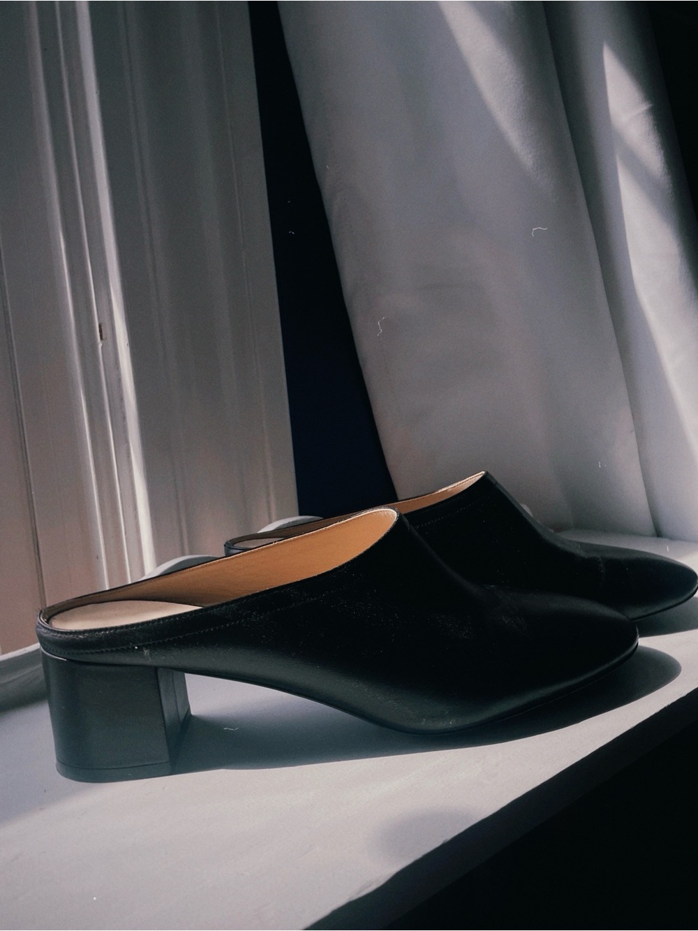 Everlane Black Leather Slip-On Mule Heels